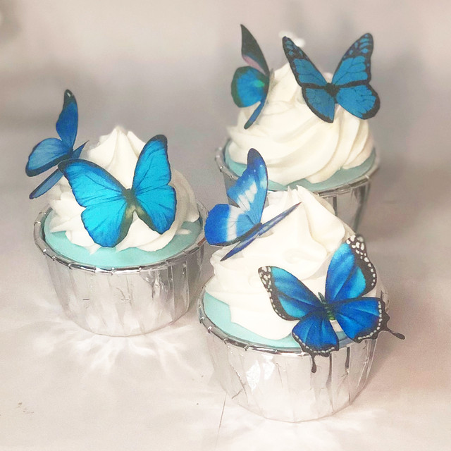 Decorações de bolo de borboleta azul clara em papel comestível 24